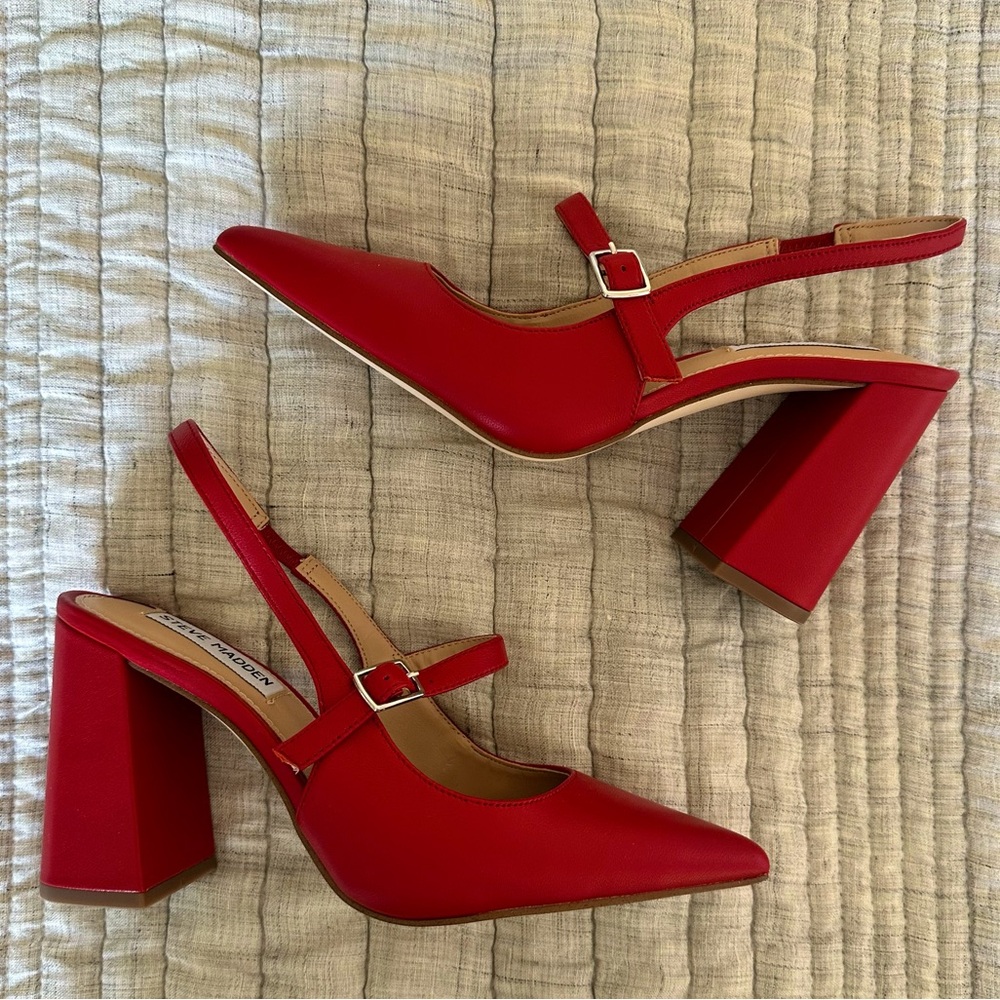 NWOT Steve Madden Maegan Heels